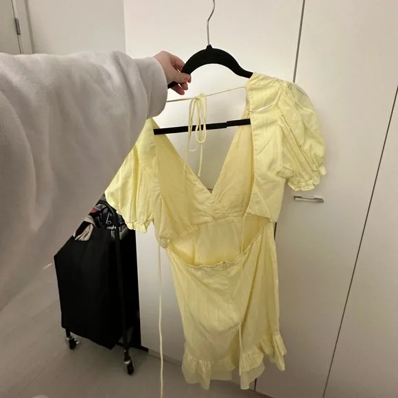 Yellow Mini Ruffled Dress - Picture 3 of 3